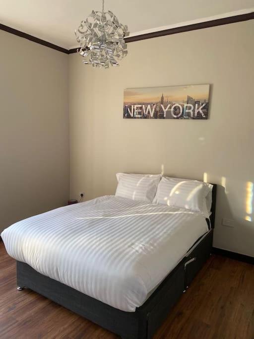 One Bedroom Apartment In Gorgie With New Central Heating System EDI Exterior foto